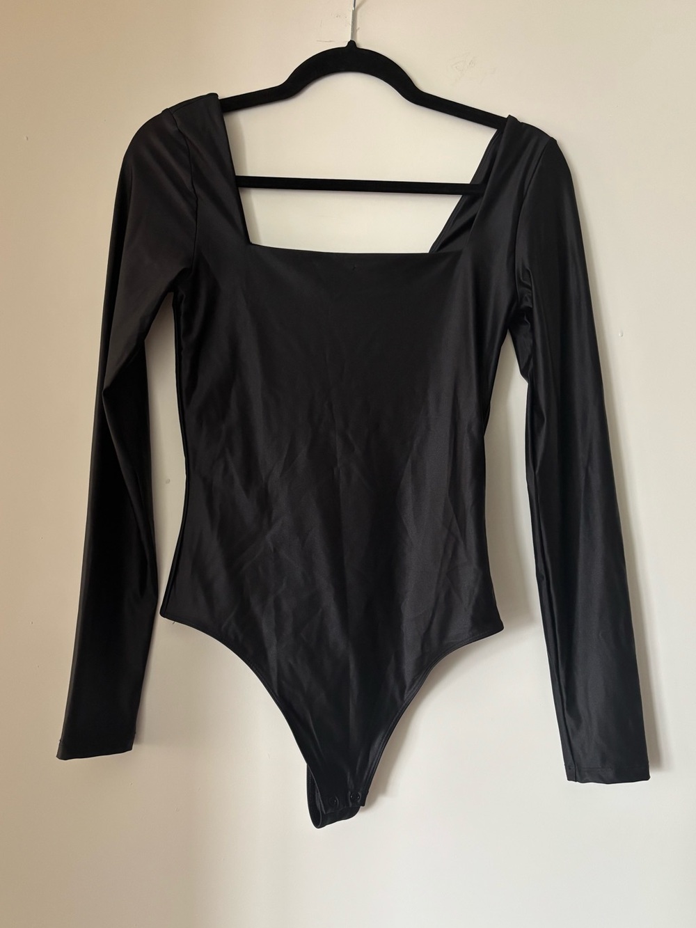 Babaton Aritzia Black Long Sleeve Square Neck Bodysuit in size small